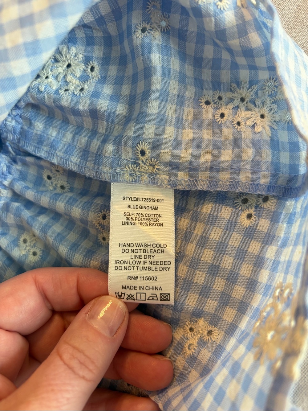 All in Favor Women’s Blue Gingham Floral Embroidered Tie-Front Peplum Top Sz L - Picture 6 of 6